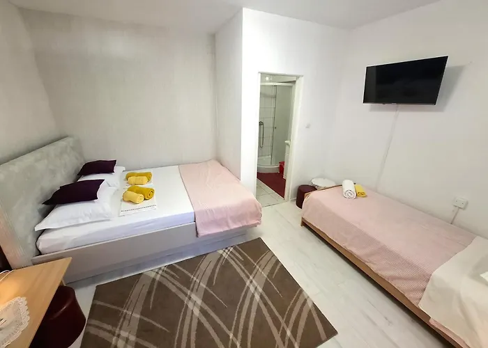 Apartmani Crikvenica 30098 - Dijana