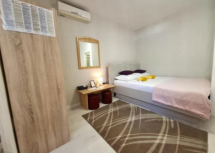 Apartmani Crikvenica 30098 - Dijana